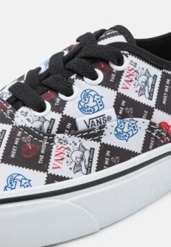 Vans Authentic Unisex - Trainers - Black/True White -Shoe Zone Store aae5d100539440509bdb2b420953688a