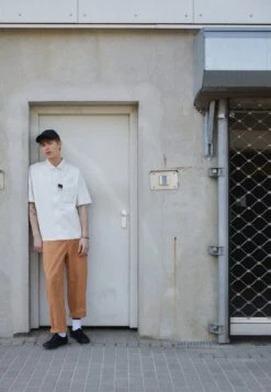 Vans Authentic Unisex - Trainers - Black -Shoe Zone Store b2af0c41ab9047db93841ad844d01e99