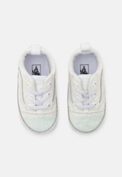 Vans In Old Skool Crib Unisex - Baby Gifts - White -Shoe Zone Store b2e432b3074440eda18eac303efb4823