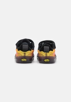 Vans Td Evdnt Ultimate Waffle Unisex - Trainers - Gradient Black -Shoe Zone Store b365bae8896f40a4af807b328c5c2117