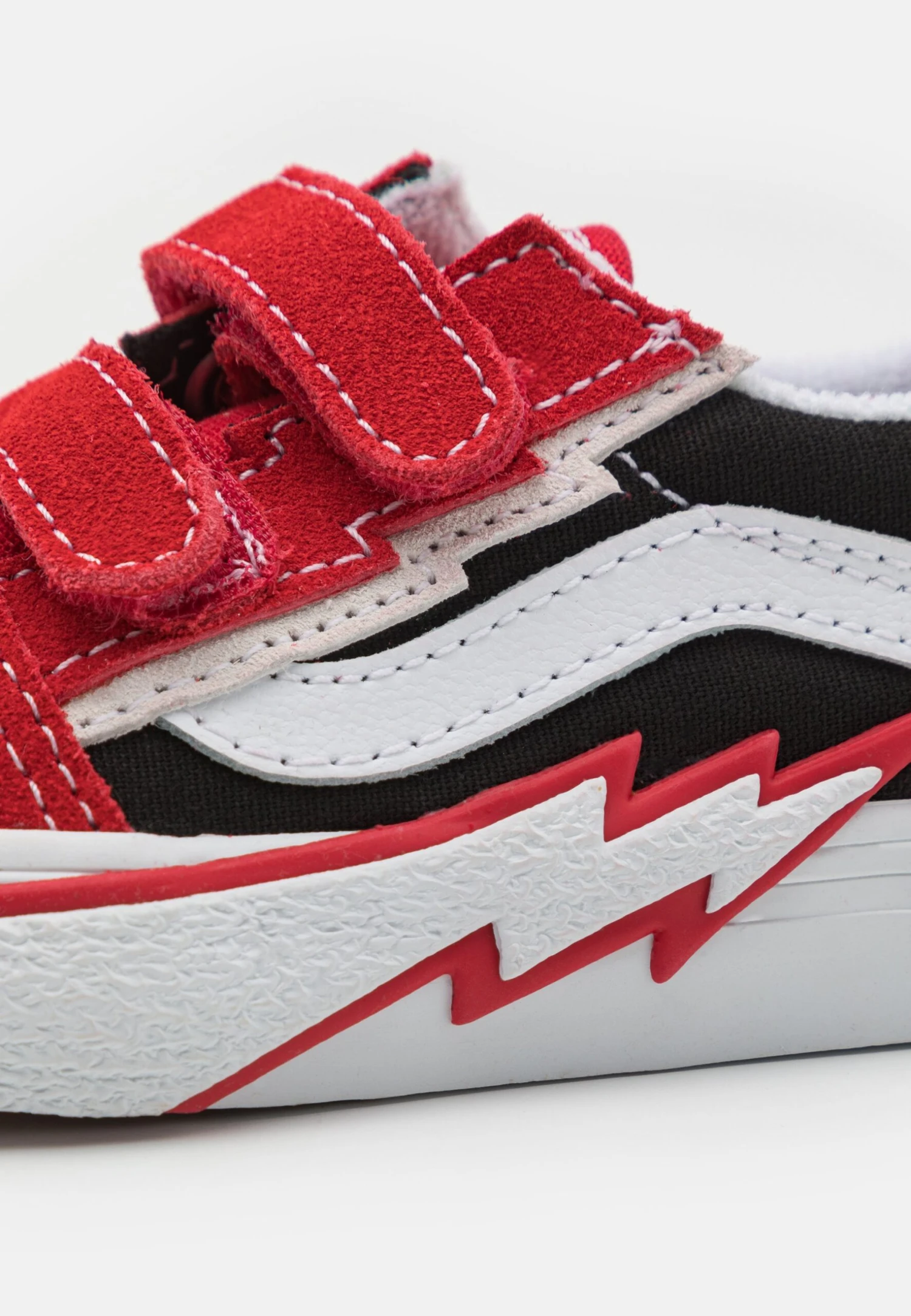 Vans Old Skool Bolt Unisex - Trainers - Red/Black 6 Vans Old Skool Bolt Unisex - Trainers - Red/Black - Image 6