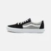 Vans Sk8-Low Unisex - Skate Shoes - Black/Drizzle