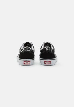 Vans Old Skool Unisex - Trainers - Flames Black/True White -Shoe Zone Store b7269f25312648f289eb8d6b4f1419bc