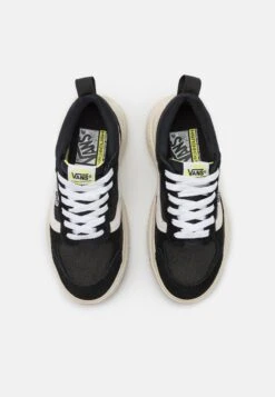Vans Ultrarange - Trainers -Shoe Zone Store ba3a5636d2964b0a839e33fc179b230c