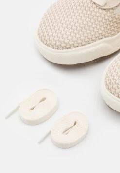 Vans Ultrarange Vr3 - Trainers - Vintage White 11 Vans Ultrarange Vr3 - Trainers - Vintage White -Shoe Zone Store bd6d188458b74c49817d164eacb60008