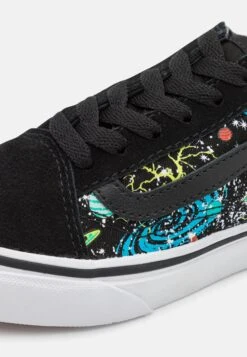 Vans Uy Old Skool Unisex - Trainers - Cosmic Glow Black/True White 11 Vans Uy Old Skool Unisex - Trainers - Cosmic Glow Black/True White -Shoe Zone Store be2a83fa98924a9187fbb545741f4bca