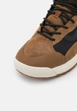 Vans Ultra Range Exo Hi Mte-1 - High-Top Trainers - Brown/White -Shoe Zone Store c080b9eb3a6a4158880270a5c7fd6fdf
