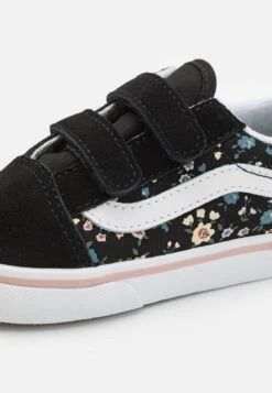 Vans Old Skool - Trainers - Black/True White -Shoe Zone Store c438ef71d60e45eaab21c98882016154