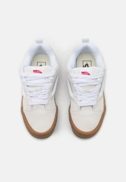 Vans Knu Skool Unisex - Skate Shoes - White -Shoe Zone Store c573bd12f1ee47cd87d0408d5be802b3