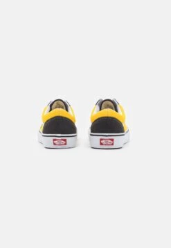 Vans Old Skool Unisex - Trainers - Raven/Freesia 8 Vans Old Skool Unisex - Trainers - Raven/Freesia -Shoe Zone Store ce4a70ad2c404e2f93084755f0c9e575