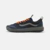Vans Ultrarange Exo Mte-1 Unisex - Trainers - Dress Blues/Black