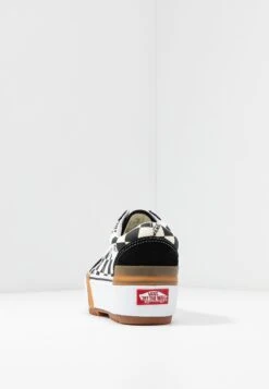 Vans Old Skool Stacked - Trainers -Shoe Zone Store d8be25288edf4a818044b6504f53371f