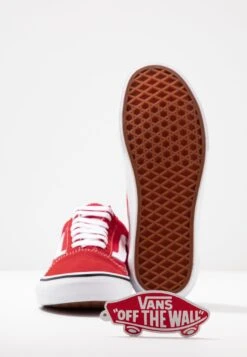 Vans Old Skool - Trainers 15 Vans Old Skool - Trainers -Shoe Zone Store e5eecb63a77349508a85ed1631f253fd