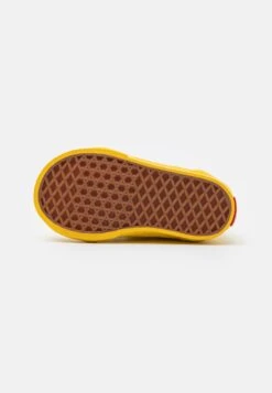 Vans Old Skool Unisex - Trainers - Yellow/Multi-Coloured -Shoe Zone Store e8dadd86a40f48e3b63bba7530ab5be5