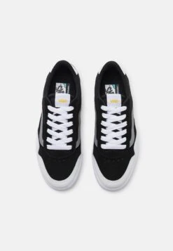 Vans CruzeUnisex - Trainers - Showcase Black/Multi 9 Vans CruzeUnisex - Trainers - Showcase Black/Multi -Shoe Zone Store ecd8a3ef4b944b4b91800515ff1c4459