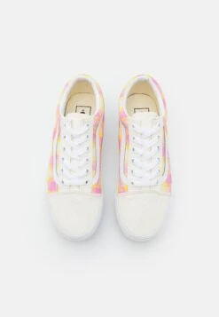Vans Ua Old Skool Stackform - Trainers - Pastel Pink -Shoe Zone Store ee3b1935f65e4f359cc93cbc62a8685f