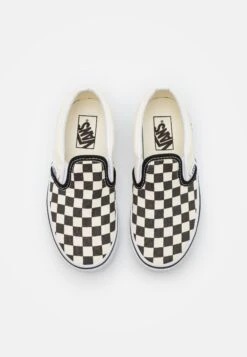 Vans Classic Slip-On Unisex - Slip-Ons - Black/White -Shoe Zone Store f0f76ef2f792462195a29bfd61727f4b