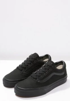 Vans Ua Old Skool Unisex - Trainers - Black -Shoe Zone Store f133abde7c904e27b38fc7eee970eab6
