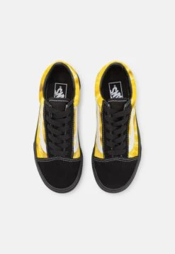 Vans Old Skool - Trainers - Black/Yellow -Shoe Zone Store f49a7b088d4140f2b4e43b926844ae4f