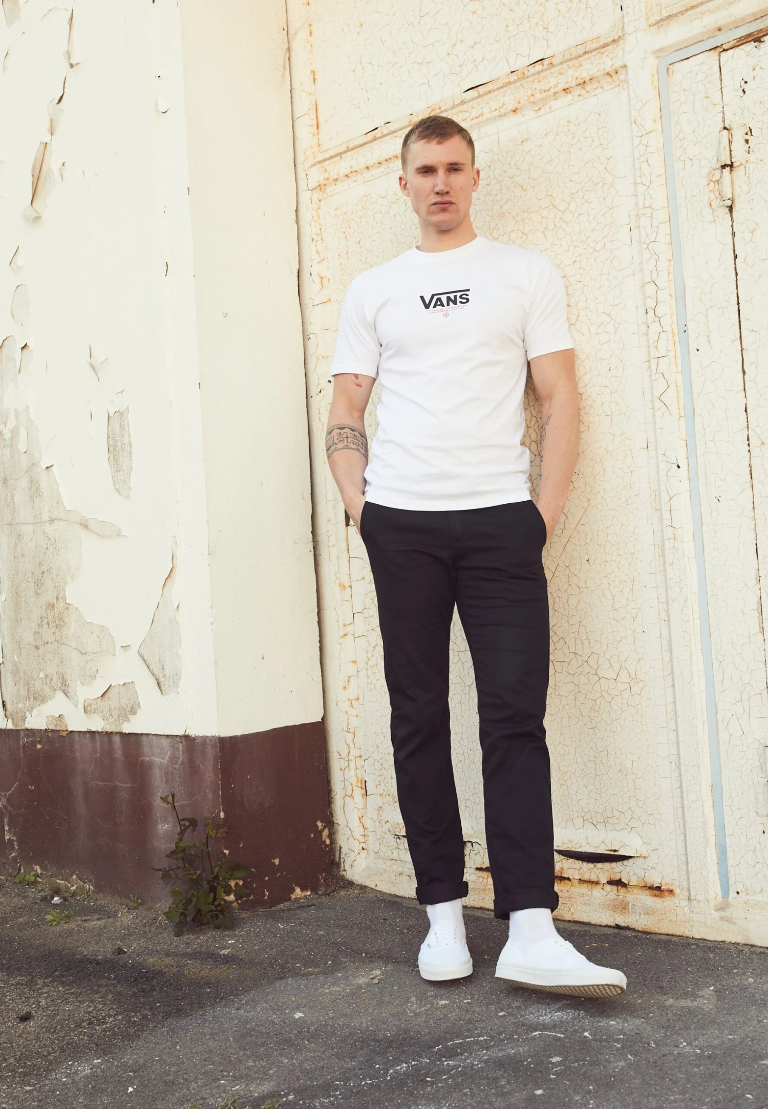 Vans Authentic Unisex - Trainers - True White 2 Vans Authentic Unisex - Trainers - True White - Image 2