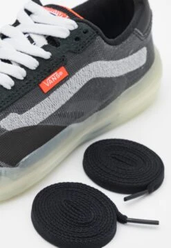 Vans Evdnt Ultimatewaffle Unisex - Trainers - Black/Grey -Shoe Zone Store fa3132973af348c8bdc54b13e38ec1b1